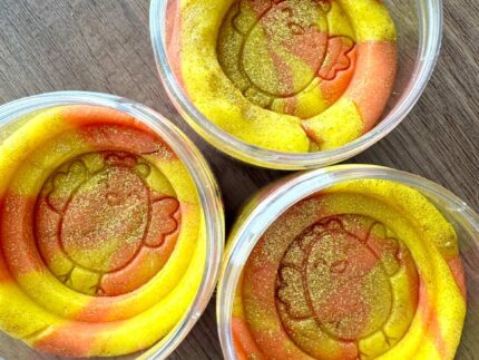 "Leiuala" voolimismass biolaguneva sädelusega